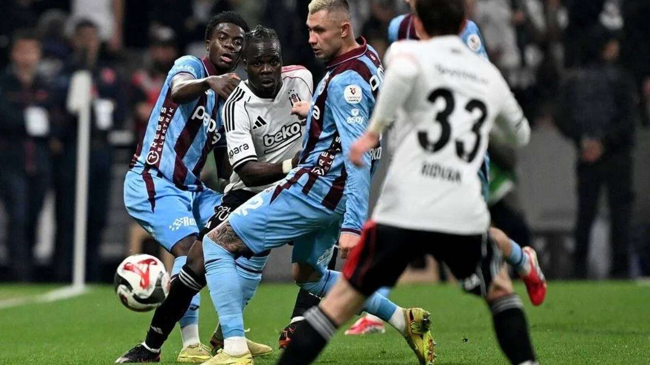 Dev derbi öncesi Trabzonspor'da büyük yıkım: Thomas Reis açıkladı, yıldız isim son anda kadrodan çıkarıldı! 3